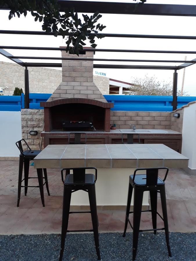 פומוס Kalli Villa מראה חיצוני תמונה