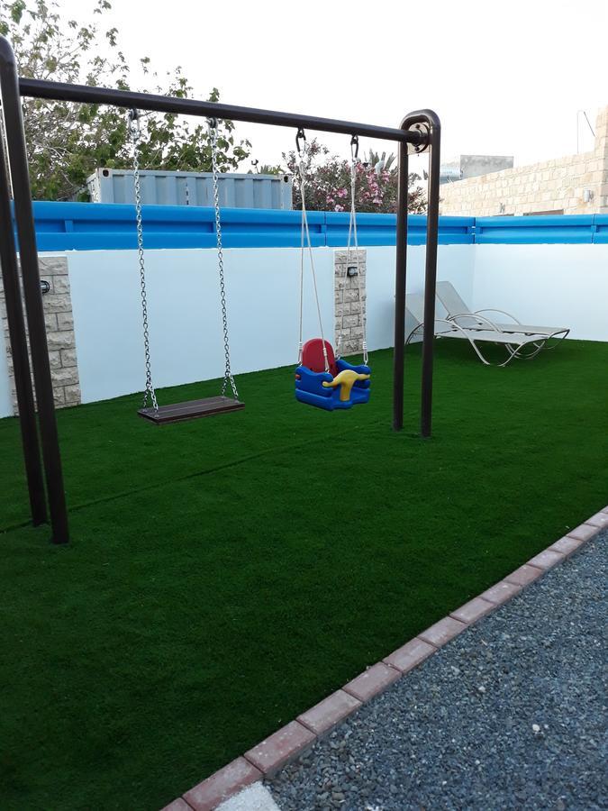 פומוס Kalli Villa מראה חיצוני תמונה